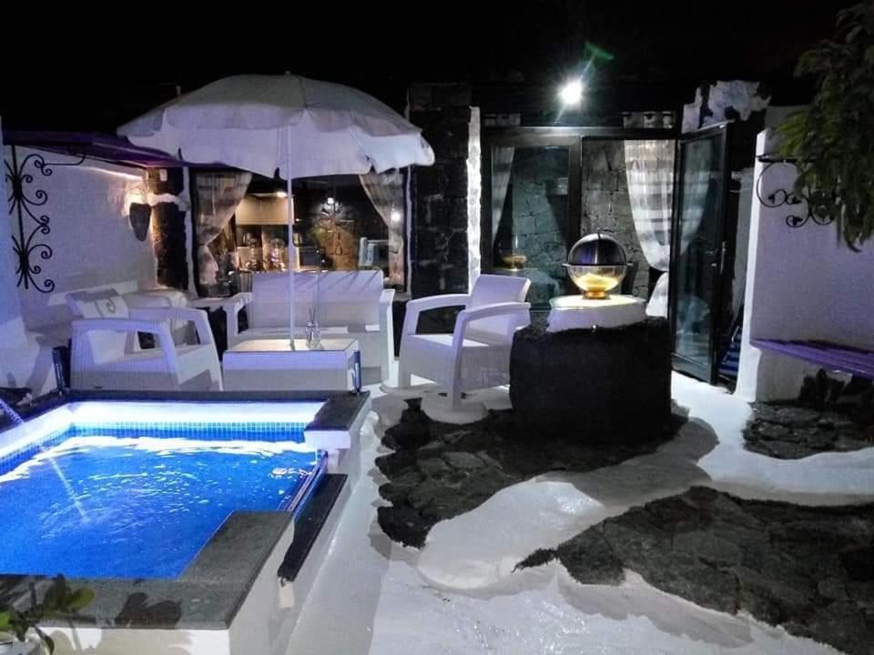 Aloelux Villa ! - Private Villa With Jacuzzi, Cinema ,Massage ,Wonderful View, Art Desing Villa Conil Buitenkant foto