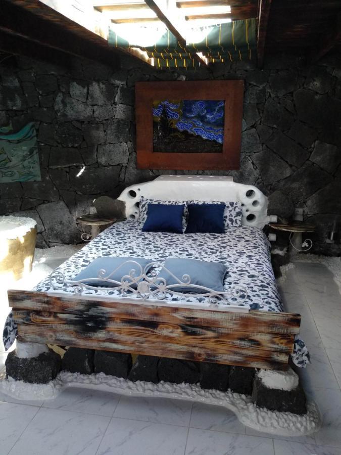 Aloelux Villa ! - Private Villa With Jacuzzi, Cinema ,Massage ,Wonderful View, Art Desing Villa Conil Buitenkant foto